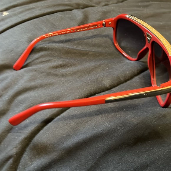 Louis vuitton glasses - Picture 4 of 4